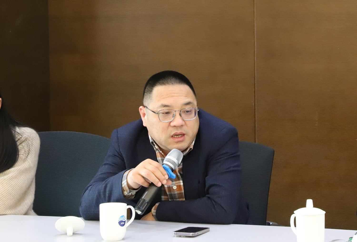 提增信心     守正出奇     控股公司召開(kāi)一季度業(yè)務(wù)分析會(huì )議(圖10)